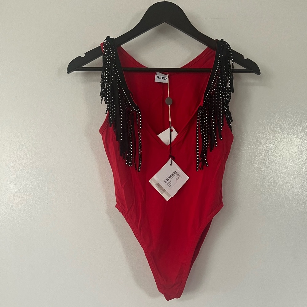 NWT Fringe body Suit😍